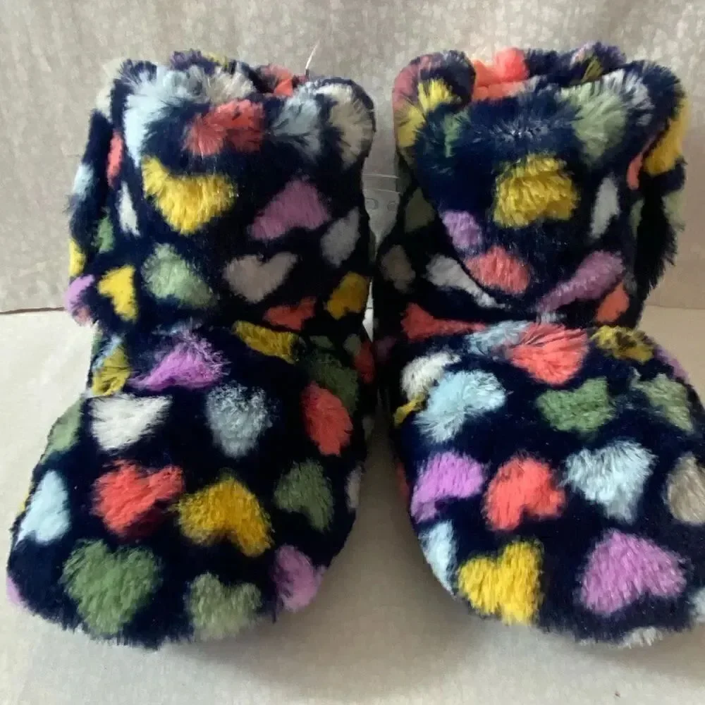 Carter’s Girls Jette Faux Fur Slippers with Heart Pattern